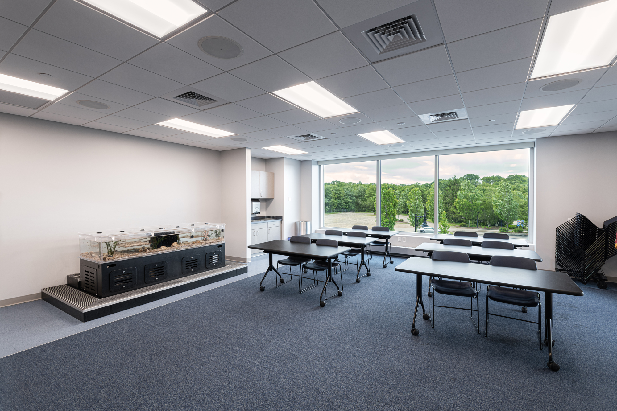 Milne Center for Ocean Science and Conservation office and education center